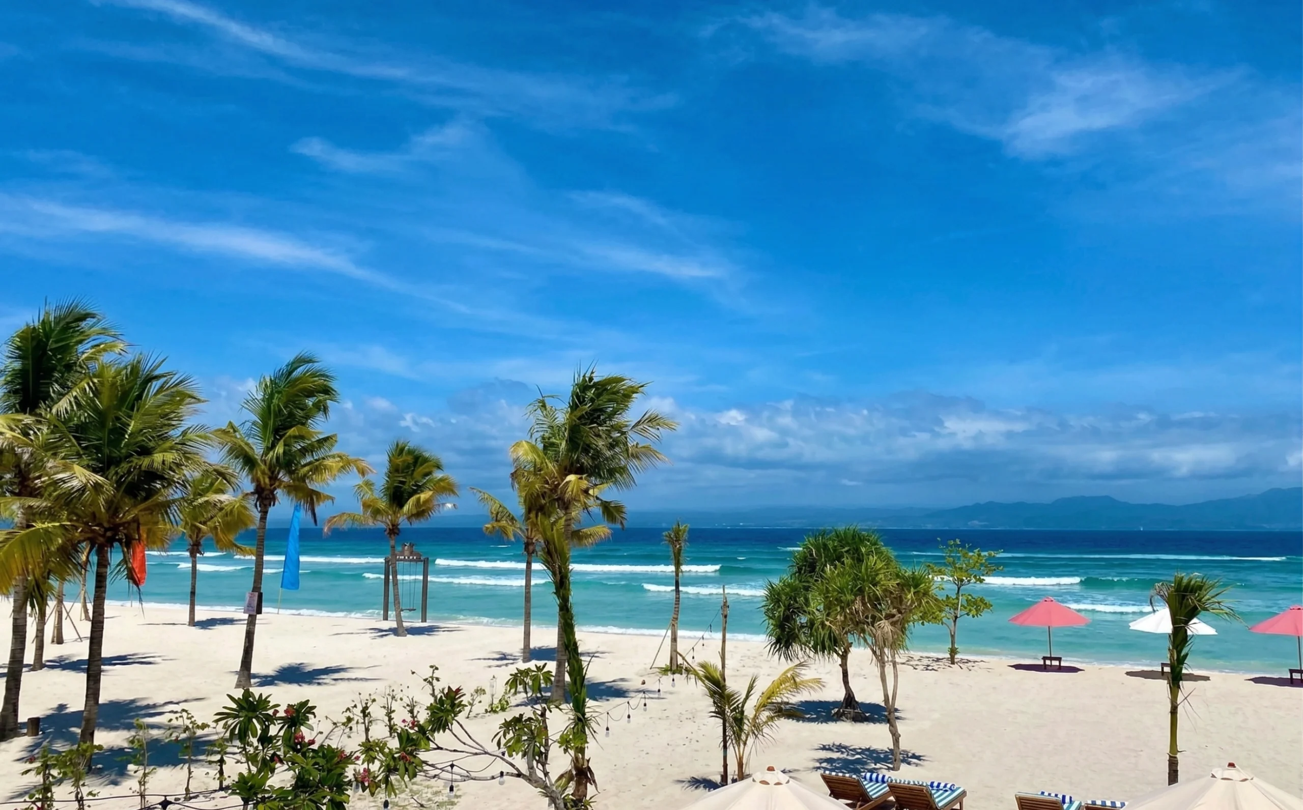 White Sand Beach